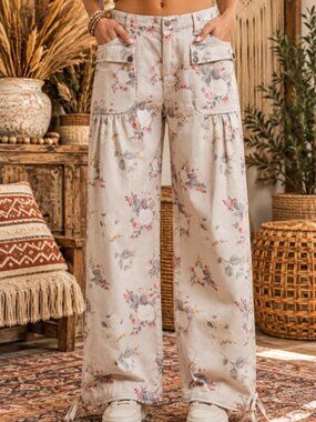 NWT BiBi Floral Pants L